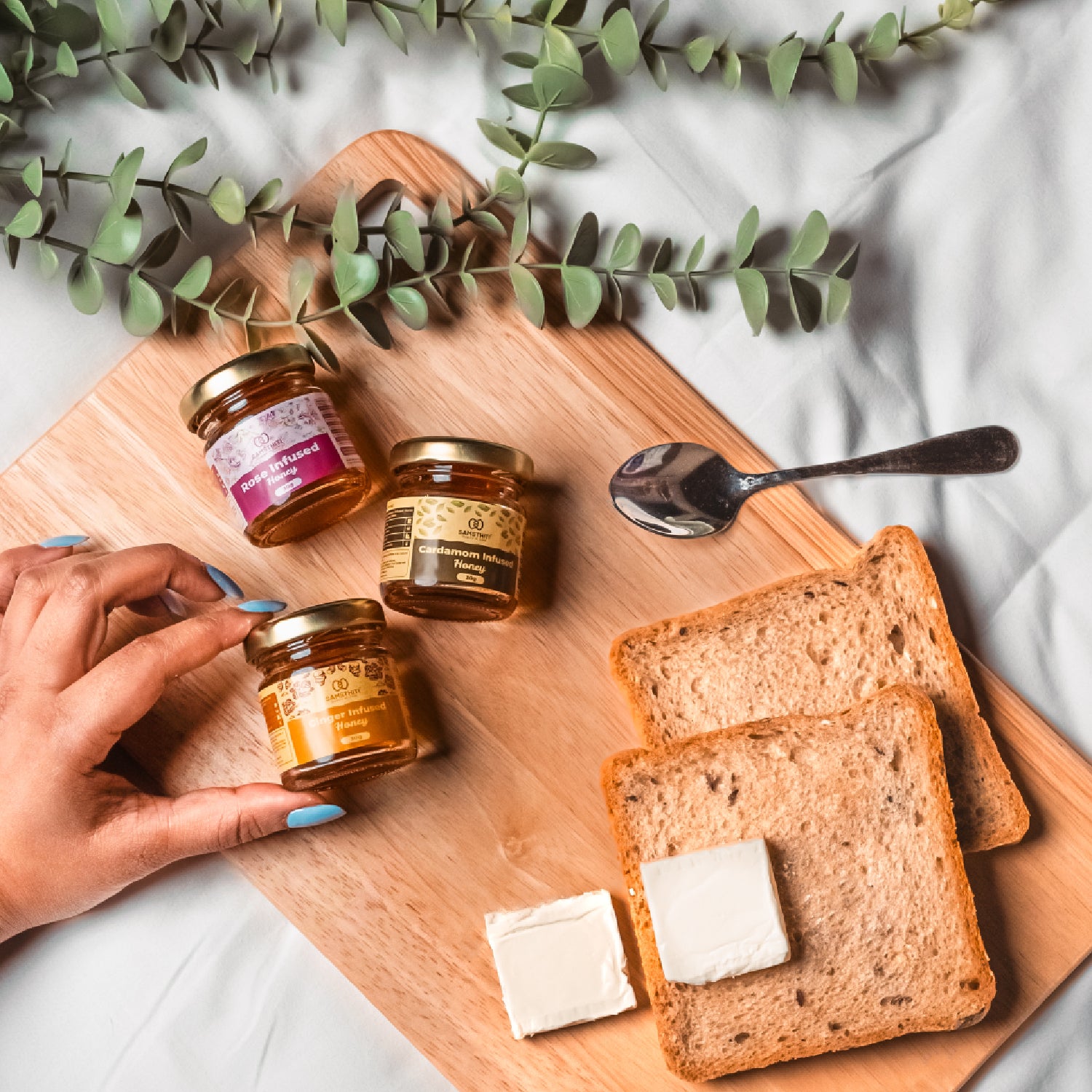 SAMSTHITI Honey Gift Box